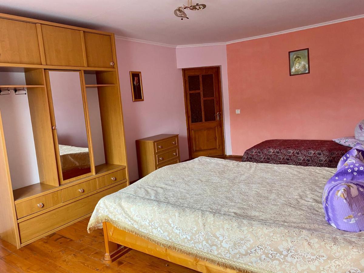 Hotel Medova Hata Verkhnyaya Rozhanka Zewnętrze zdjęcie