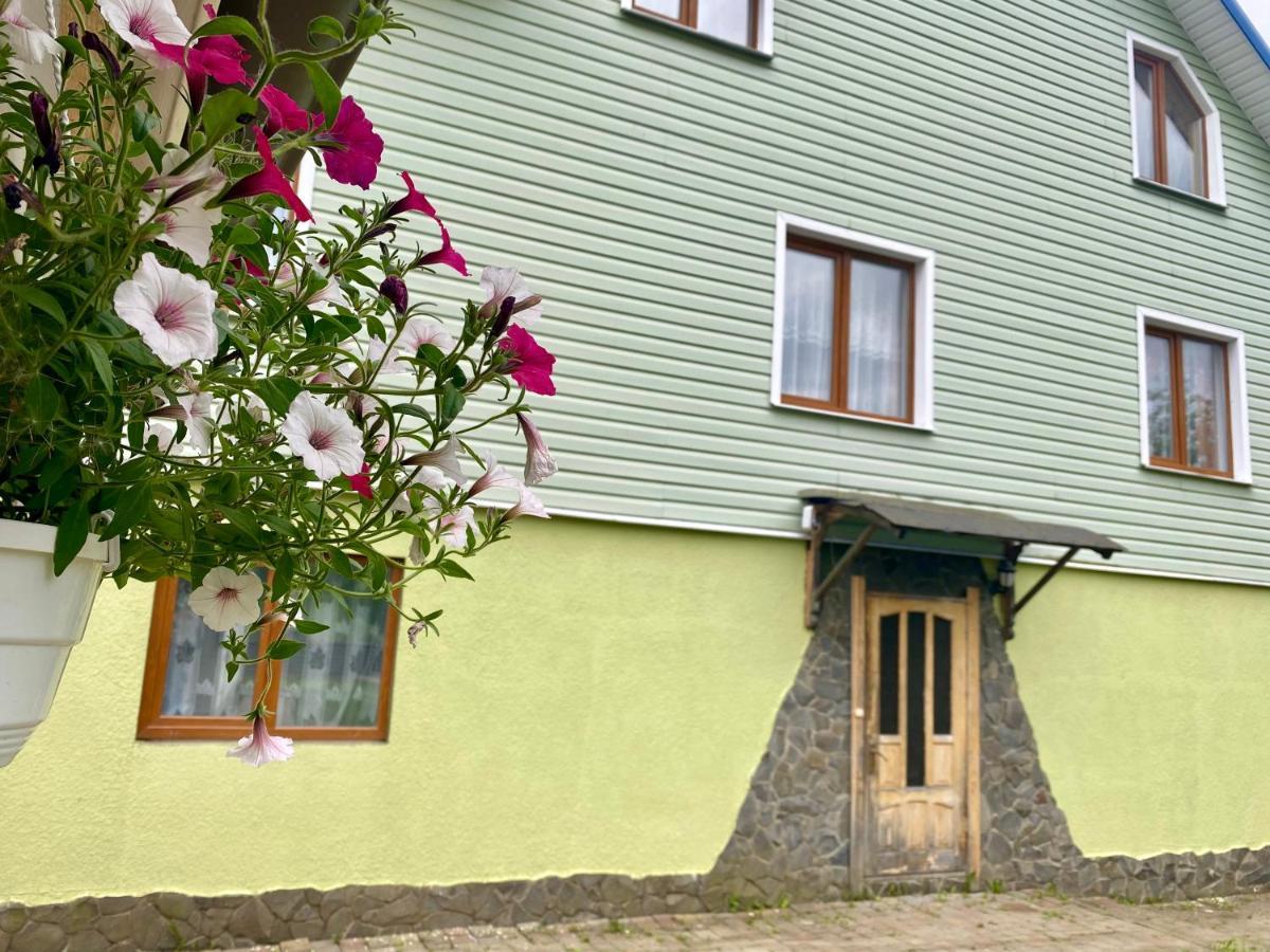 Hotel Medova Hata Verkhnyaya Rozhanka Zewnętrze zdjęcie