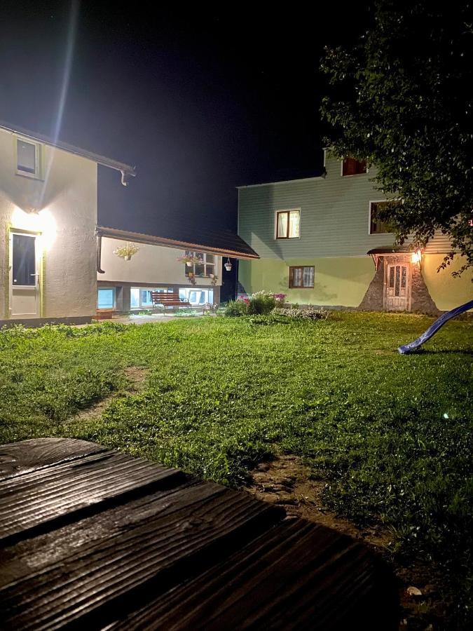 Hotel Medova Hata Verkhnyaya Rozhanka Zewnętrze zdjęcie